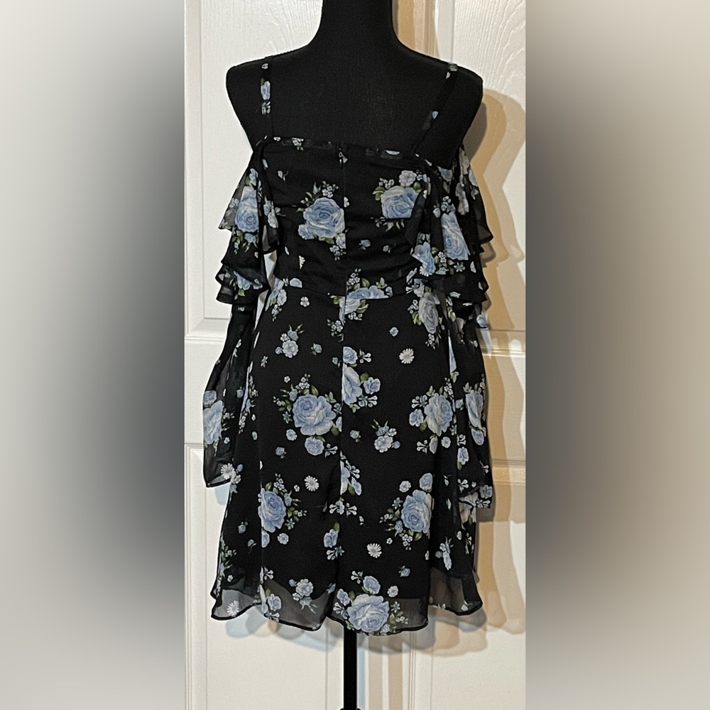 Disney Princess Cold Shoulder Mini Dress Size S - Picture 3 of 6